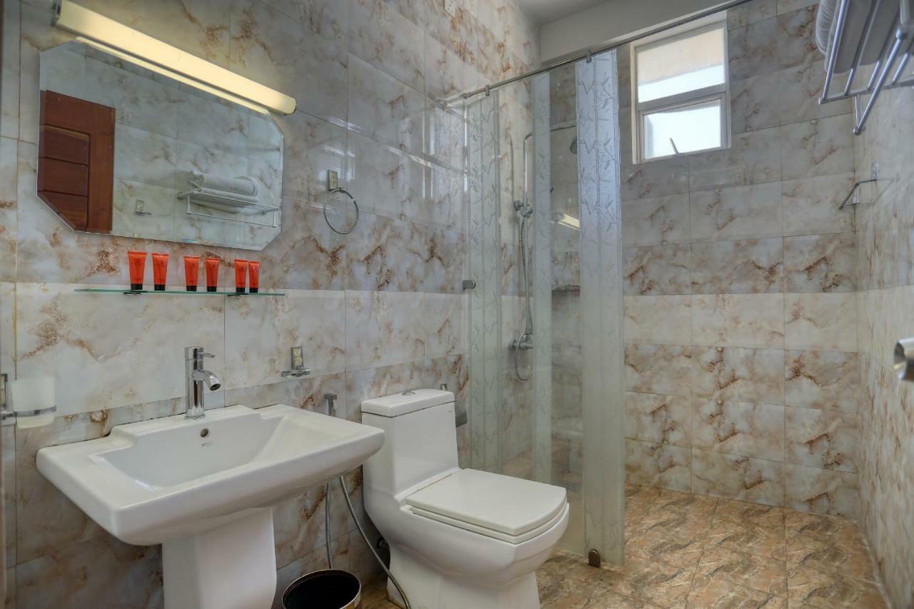 Lazaani Hotel Kolombo Zewnętrze zdjęcie