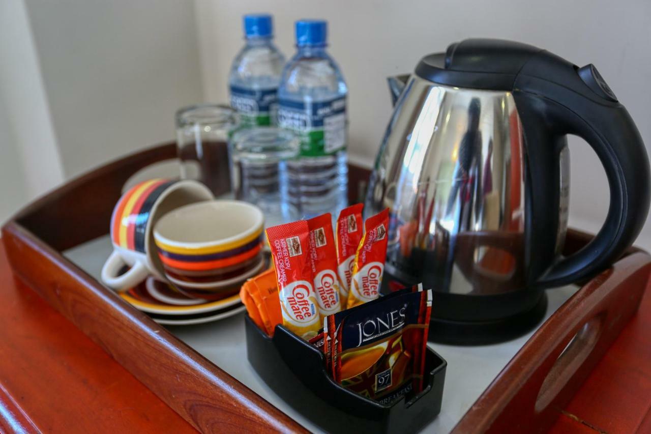 Lazaani Hotel Kolombo Zewnętrze zdjęcie