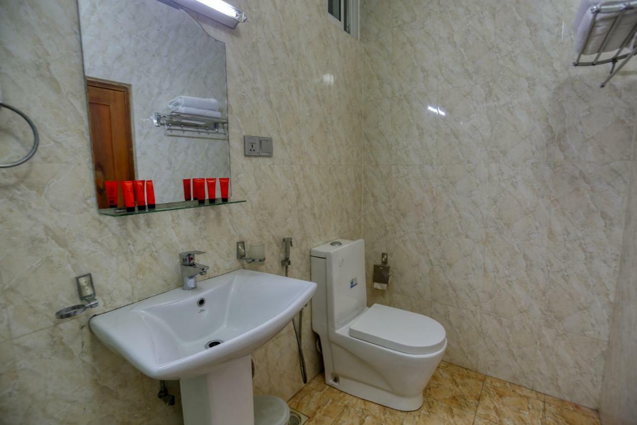 Lazaani Hotel Kolombo Zewnętrze zdjęcie